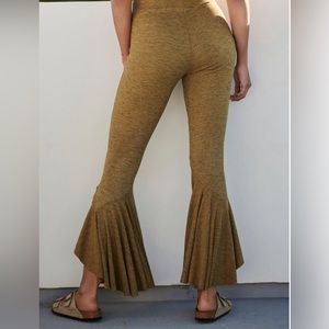 Free people movement low and flow leggings.